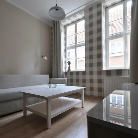 Apartament Przy Zlotej Bramie * גדנסק